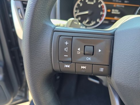 New 2025 Nissan Rogue S image 27