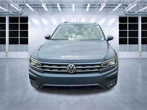 Used 2019 Volkswagen Tiguan SEL Premium R-Line image 2