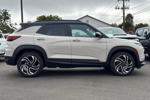 New 2026 Chevrolet TrailBlazer RS w/ Convenience Package image 3