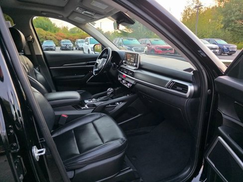 Used 2020 Kia Telluride S image 11