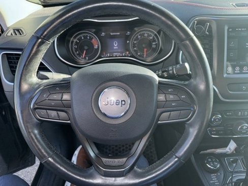 Used 2020 Jeep Cherokee Trailhawk w/ Cold Weather Group image 14