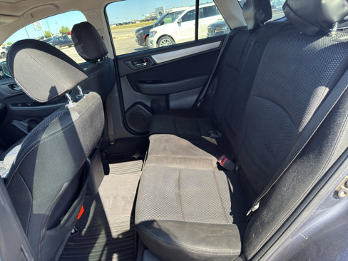 Used 2016 Subaru Outback 2.5i Premium image 16