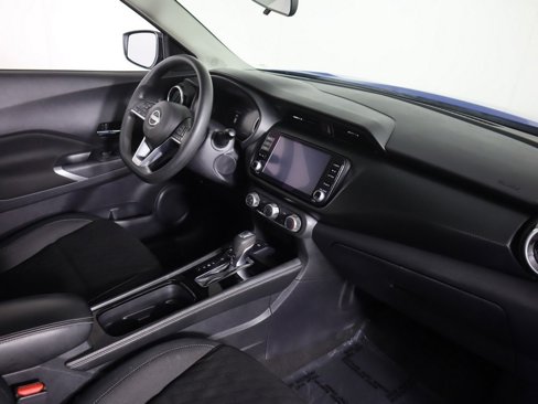 Used 2023 Nissan Kicks SV image 25