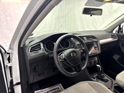 Used 2020 Volkswagen Tiguan S image 10