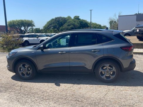 New 2025 Ford Escape ST-Line w/ Tech Pack #1 image 8