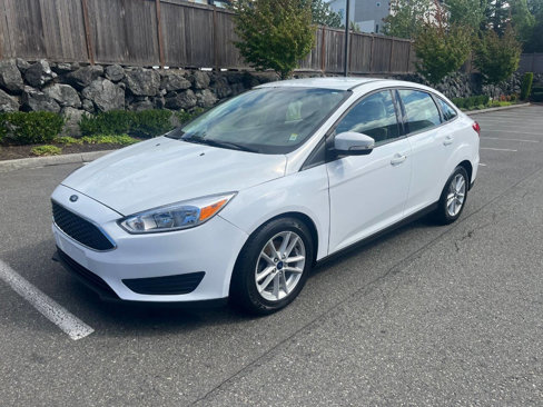Used 2017 Ford Focus SE image 2