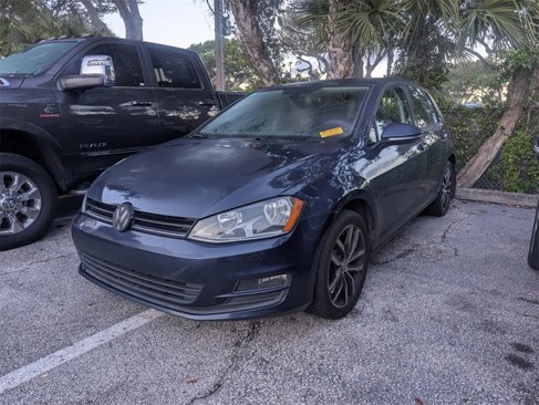 Used 2016 Volkswagen Golf SE image 3