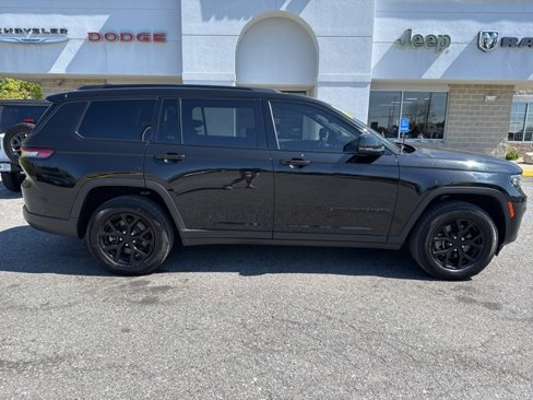 Used 2024 Jeep Grand Cherokee L Laredo image 8