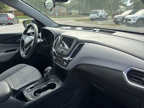 Used 2024 Chevrolet Equinox LS image 22