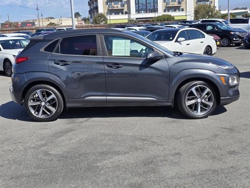 Used 2018 Hyundai Kona Limited image 28