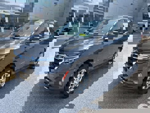 Certified 2023 Chevrolet Equinox LT w/ Driver Convenience Package image 1