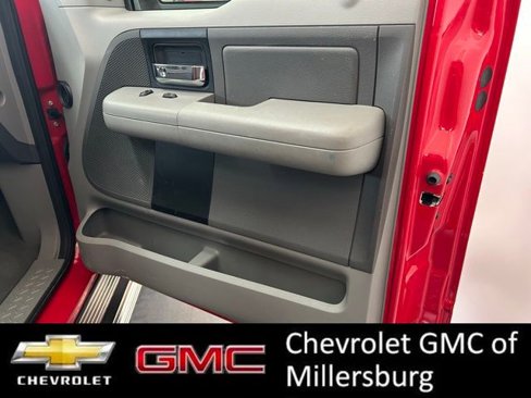 Used 2006 Ford F150 XLT image 25