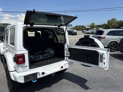 Used 2021 Jeep Wrangler Unlimited Sahara image 31