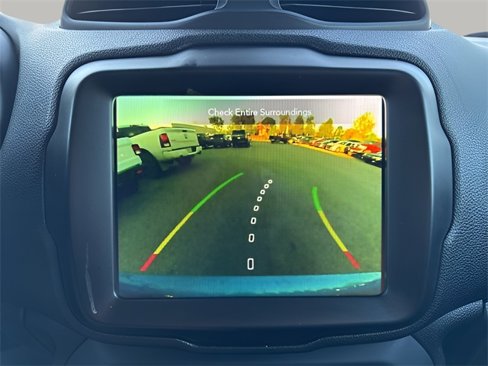 Used 2022 Jeep Renegade Latitude w/ Convenience Group image 14