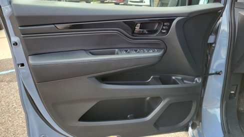 Used 2023 Honda Odyssey Touring image 14