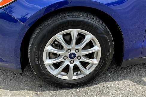 Used 2015 Ford Fusion S image 8