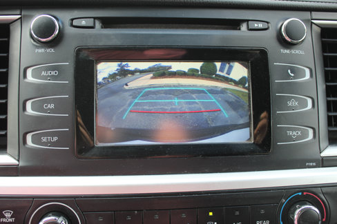 Used 2019 Toyota Highlander LE image 27