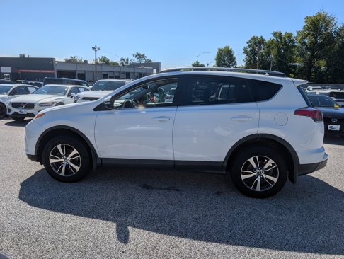 Used 2018 Toyota RAV4 XLE image 3