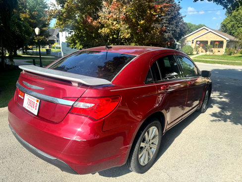 Used 2012 Chrysler 200 Touring image 7