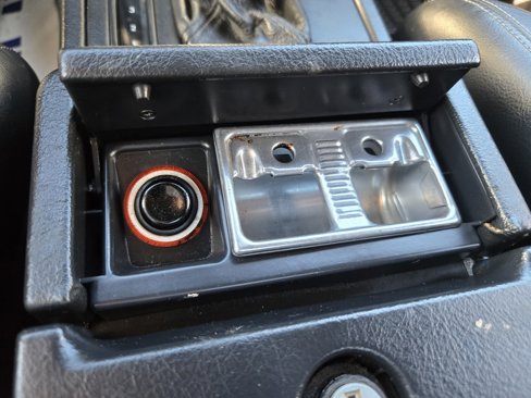 Used 1991 Cadillac Allante image 31