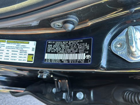 Used 2020 Toyota Corolla LE image 36