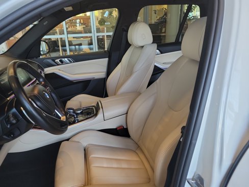 Used 2021 BMW X5 xDrive40i w/ Convenience Package image 14