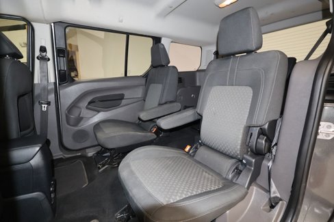 Used 2020 Ford Transit Connect XLT image 20