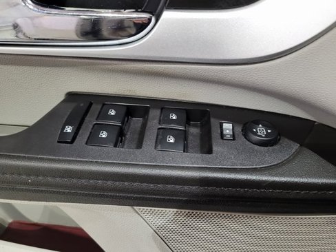 Used 2011 Chevrolet Equinox LS image 37