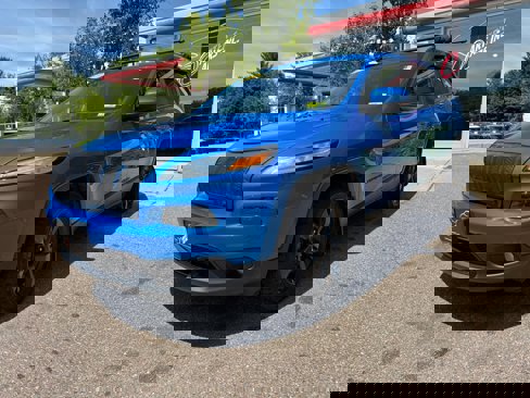 Used 2018 Jeep Cherokee Limited w/ High Altitude Package image 1