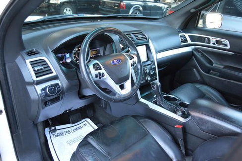 Used 2013 Ford Explorer XLT image 15