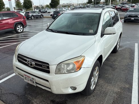 Used 2008 Toyota RAV4 Limited image 2
