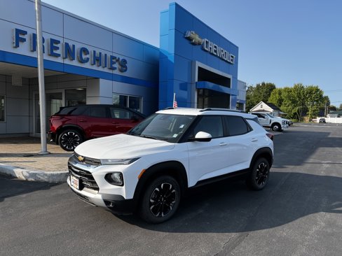 Used 2023 Chevrolet TrailBlazer LT image 1