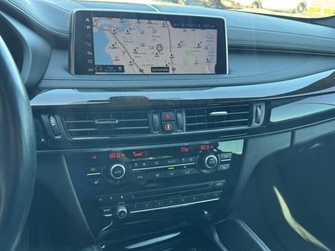 Used 2019 BMW X6 sDrive35i image 11