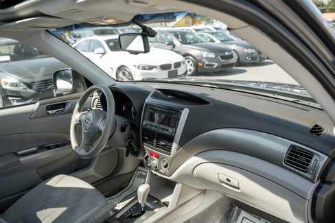 Used 2010 Subaru Forester 2.5X Premium image 12