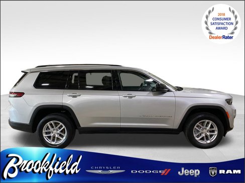 Used 2023 Jeep Grand Cherokee L Laredo image 7