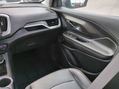 Used 2020 GMC Terrain SLT w/ Preferred Package image 16