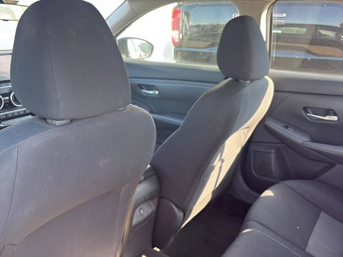 Used 2022 Nissan Sentra SV image 9