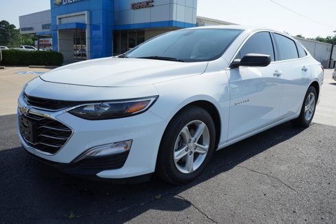 Used 2022 Chevrolet Malibu LS image 1