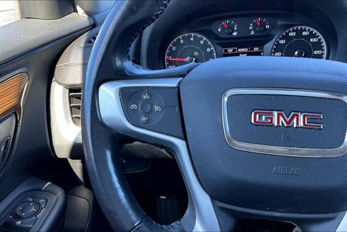 Used 2018 GMC Terrain SLE image 15