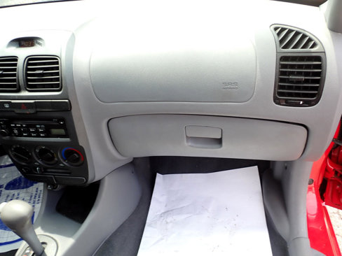 Used 2003 Hyundai Accent GL image 38