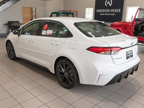 New 2025 Toyota Corolla SE image 19