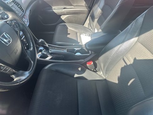 Used 2016 Honda Accord Sport image 11