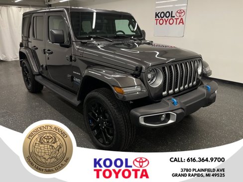 Used 2022 Jeep Wrangler Unlimited Sahara image 1