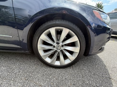Used 2013 Volkswagen CC Lux image 28