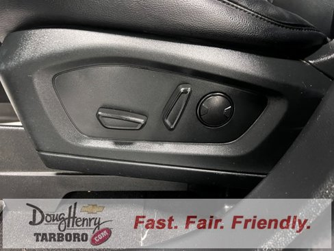 Used 2020 Ford Explorer XLT w/ Equipment Group 202A image 28