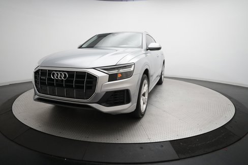 Used 2022 Audi Q8 Premium image 35
