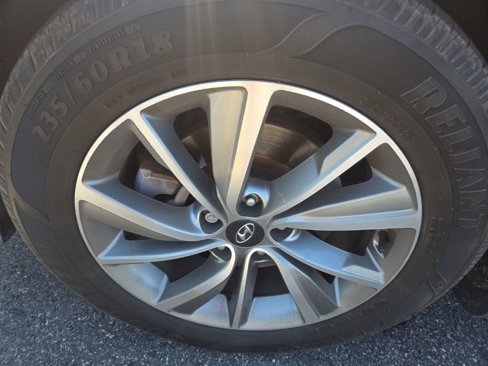 Used 2019 Hyundai Santa Fe FWD image 20