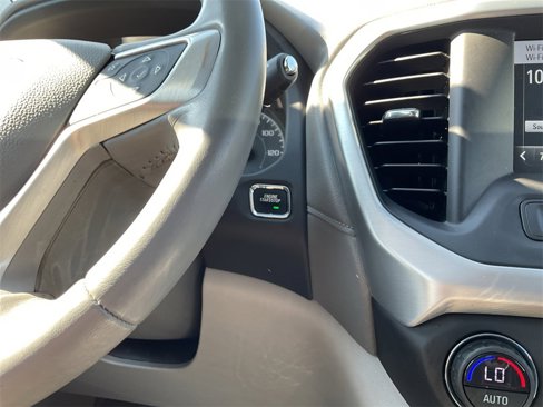 Used 2019 GMC Acadia SLE image 13