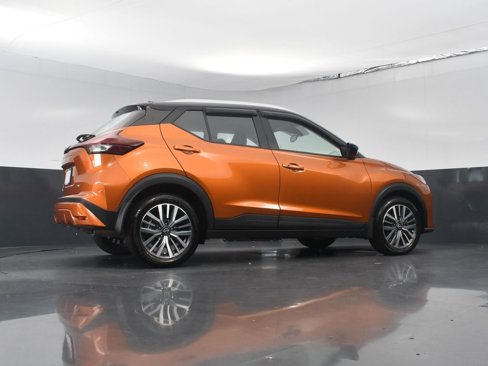 Used 2023 Nissan Kicks SV image 21