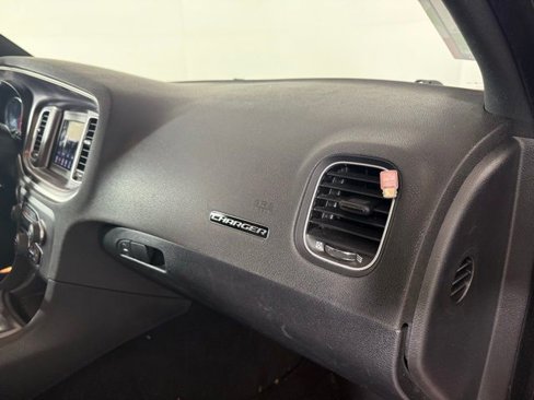 Used 2022 Dodge Charger SXT image 35